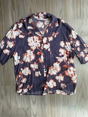 Zara Purple Floral Button-Down Shirt with White and Coral Blossoms